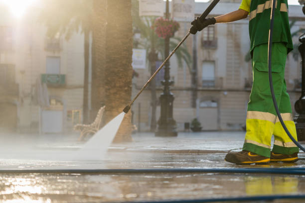 Best Concrete Pressure Washing  in St Paul, MN